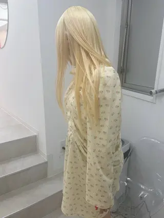 ロング カラー IDE AYANEのヘアスタイル