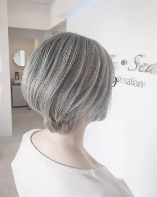 ショート ze sealのヘアスタイル