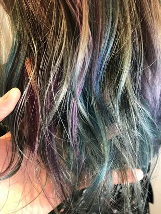 セミロング カラー 原宿サロン代表 デザインカラー伊藤卓のヘアスタイル