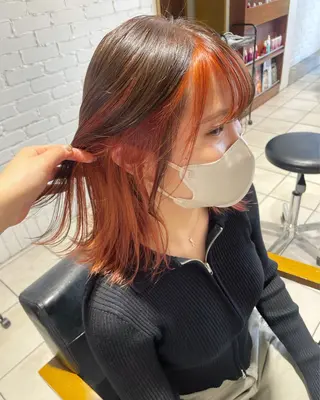 ミディアム 🌟デザインカラー 🌟コノミ🌟のヘアスタイル