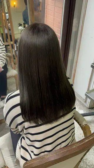 ミディアム 美髪矯正 透明感 カラー⭐️ユウキのヘアスタイル