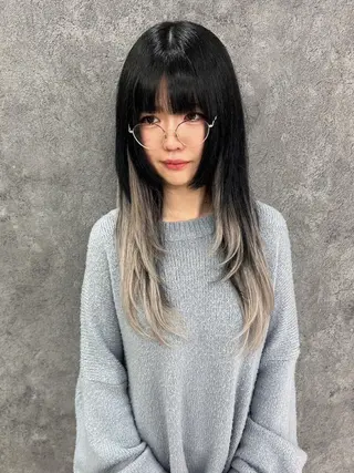 ロング カラー M. KANAのヘアスタイル
