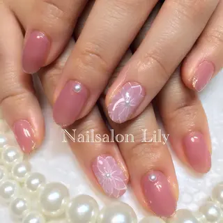 ネイル Lily*nail 🌻Mii🌻のネイルデザイン
