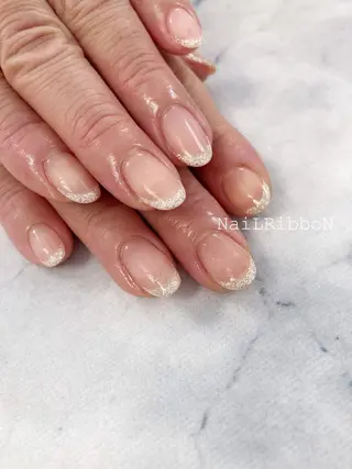 ネイル ネイルリボン 受付スタッフのネイルデザイン