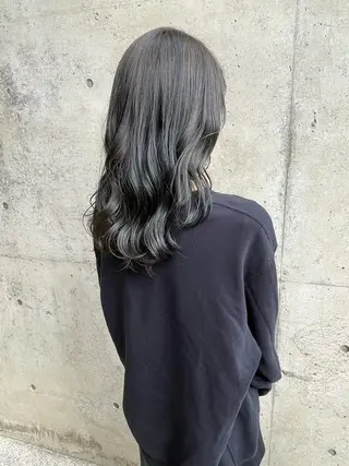 セミロング カラー 日高 香織のヘアスタイル