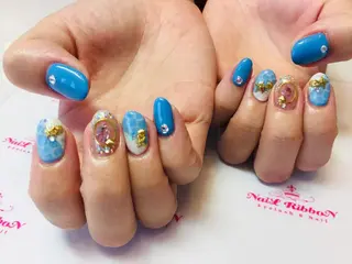 ネイル ネイルリボン 受付スタッフのネイルデザイン