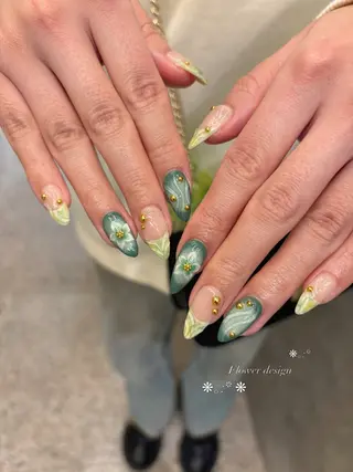 ネイル She nail studio 原宿所属・パラジェル有/ スカルプ/mahoのネイルデザイン