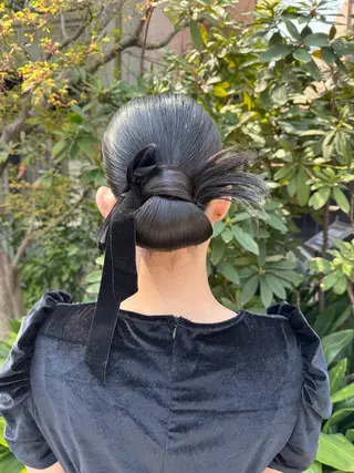 セミロング ヘアアレンジ 🎗️【ヘアセット 美眉】吉川玲🎗️のヘアスタイル