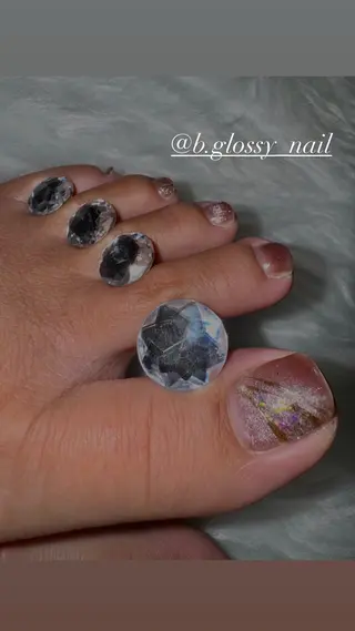 ネイル B.glossy所属・ビューティーサロン B.glossyのネイルデザイン