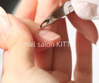 ネイル KITTY ໒ ᩧ꒱Harukaのネイルデザイン