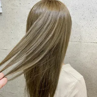 ロング カラー 古林 紘のヘアスタイル
