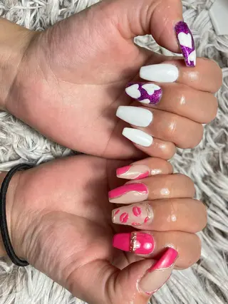 セミロング ネイル ✴︎ Delightのネイルデザイン