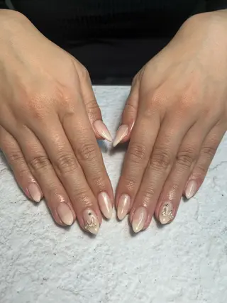 ネイル 🩵atelier- 01 優奈🩵のネイルデザイン