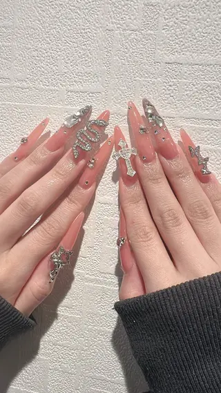 ネイル D-BEAUTY Nailsalonのネイルデザイン