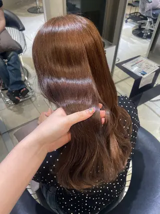 ロング 上品ハイトーン×艶 カラー🤍／ふうか༊のヘアスタイル