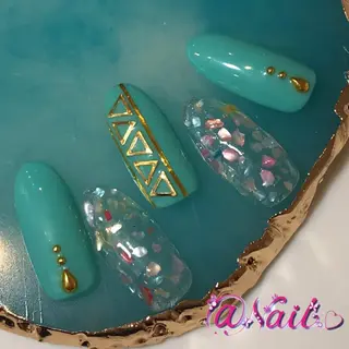 ネイル 小尾 栞のネイルデザイン