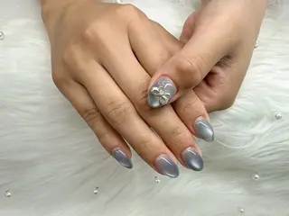 ネイル MIKIネイル YUKAのネイルデザイン