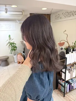 ミディアム 中村 友美のヘアスタイル