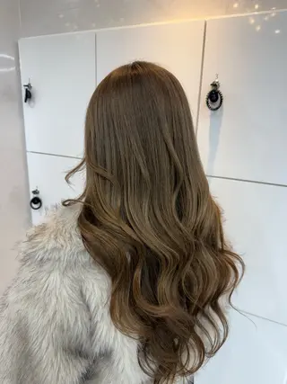 ロング 【ALEAP】 𝐇𝐀𝐊𝐔のヘアスタイル