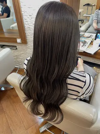 ロング カラー 黒坂 唯奈 /パーマとボブ特化のヘアスタイル