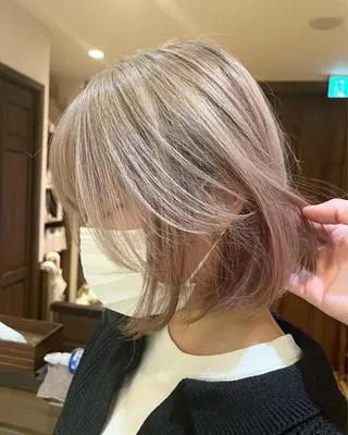 ショート カラー 中園康 /カラー/ブリーチのヘアスタイル