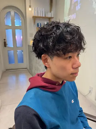 ミディアム パーマ メンズ 似合う髪型が 分からない方へのヘアスタイル