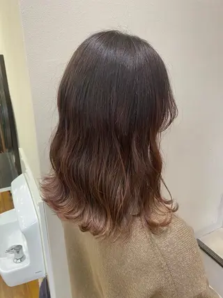 ミディアム カラー 東條 克義のヘアスタイル
