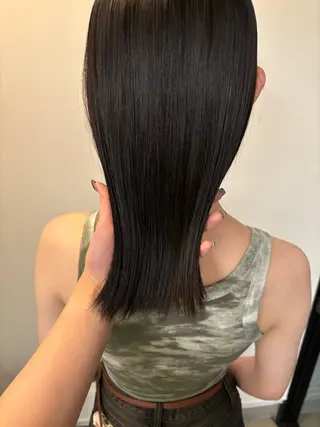 ミディアム カラー 蛭町 遥香のヘアスタイル