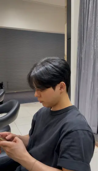 ショート GRANMASH 竹田  瑠依希のヘアスタイル