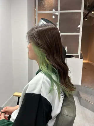 ミディアム カラー 🍿川越torie MIREI🍿のヘアスタイル