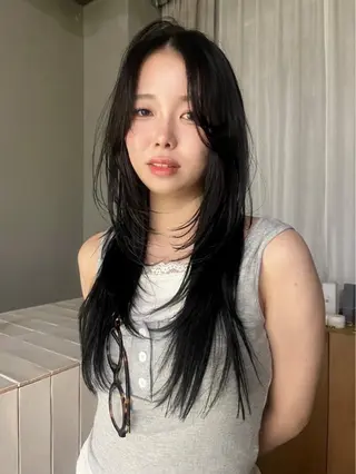 ロング カラー WA KOのヘアスタイル