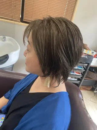 ミディアム カラー Hair room Leaのヘアスタイル