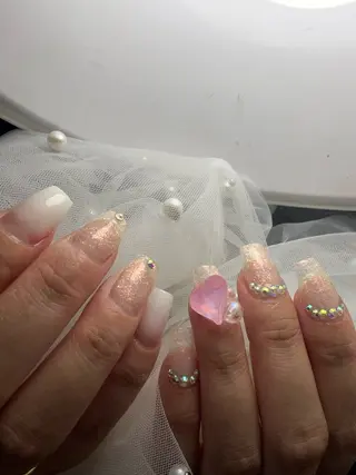 ネイル ✴︎ Delightのネイルデザイン