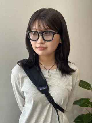 ミディアム カラー 駒場 まといのヘアスタイル