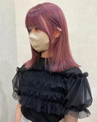 ミディアム 𝑭𝒖𝒌𝒂🩶 モテ髪×透明感カラーのヘアスタイル