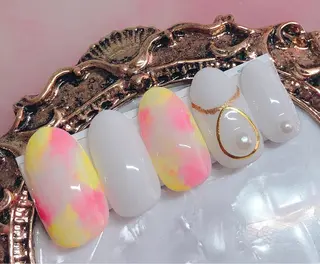 ネイル CROWN プライベートサロンのネイルデザイン