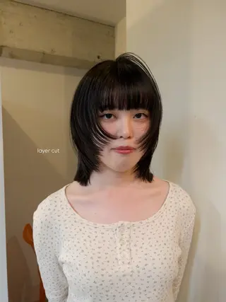 ミディアム Kii/fiika/ 天神今泉🍑neneのヘアスタイル