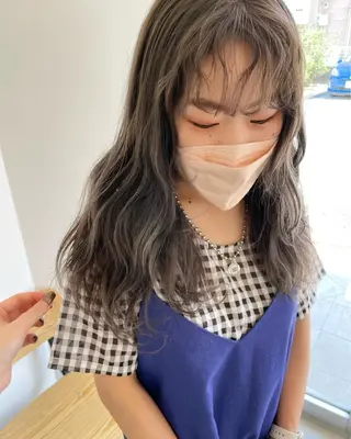 ロング カラー mir MIYUのヘアスタイル