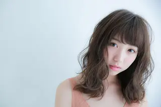 ミディアム カラー パーマ 透明感カラー/ 韓国風🌿RIKOのヘアスタイル