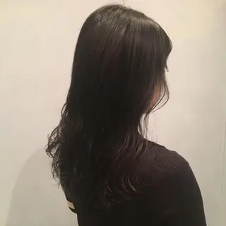 ロング カラー SAKINO. ベージュカラーのヘアスタイル