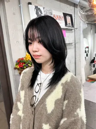 ミディアム ヘアアレンジ TAKUMAブリーチ /切りっぱなし🪽のヘアスタイル