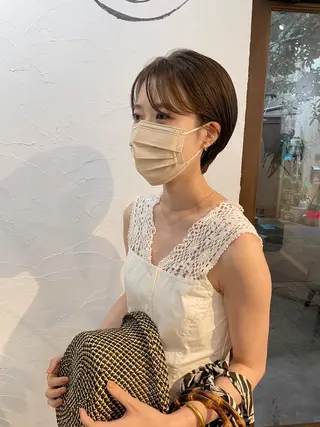 ショート カラー 高橋 愛美のヘアスタイル