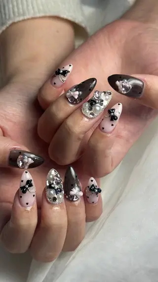 ネイル うにゃねいる🌷 Mayaのネイルデザイン