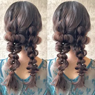 ロング ヘアアレンジ ヘアメ🎀推しカラー 🥣横浜/しほ🧸のヘアスタイル
