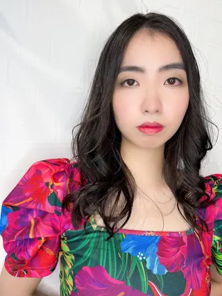 ロング カラー ヘアアレンジ Re:ta KANZOの眉毛・アイブロウイメージ