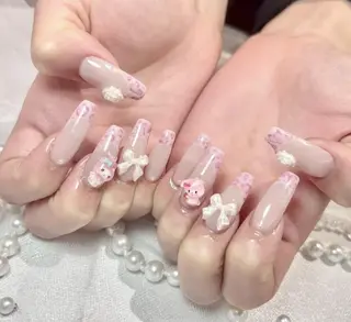 ネイル Chiara 長さ出し/フィルインのネイルデザイン