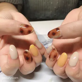 ネイル ガレンドウ 白澤 愛子のネイルデザイン