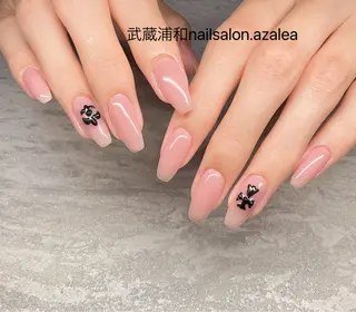 ネイル R inのネイルデザイン