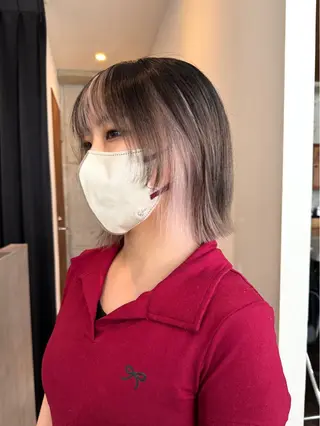 ショート カラー 切りっぱなしボブ/ ブリーチカラー/大塚のヘアスタイル