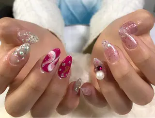 ネイル 中谷 亜佑美のネイルデザイン